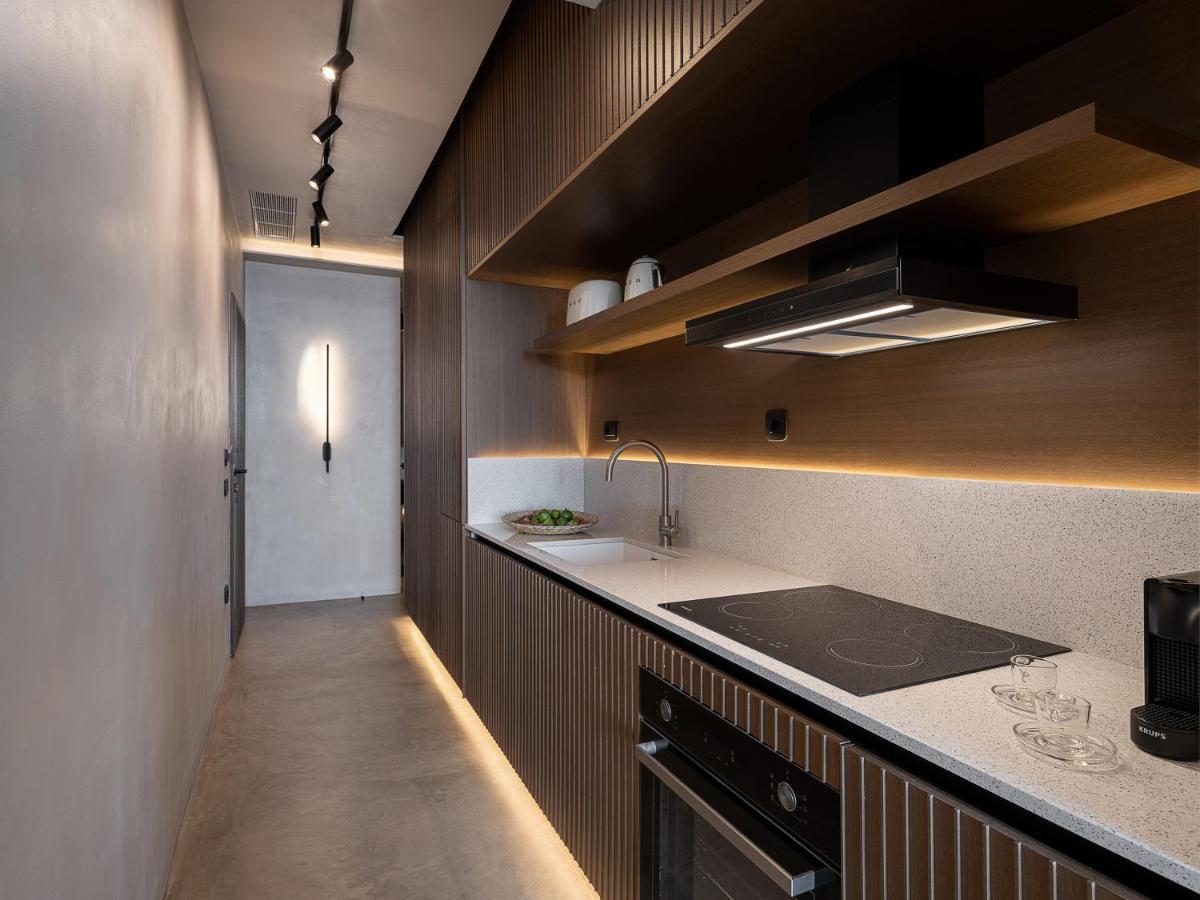 Brand New Luxury Seannamon Suites, Amazing Seaview *