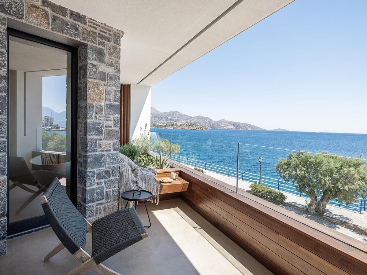 Brand New Luxury Seannamon Suites, Amazing Seaview Appartement